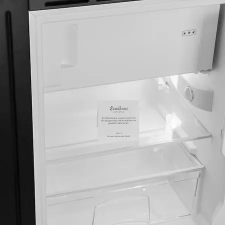 Gemuetliche & Moderne - Nur 7 Gehminuten Vom Entfernt, Inklusive Parkplatz Und Gartenzugang *