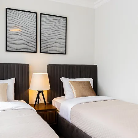 Gemuetliche & Moderne - Nur 7 Gehminuten Vom Entfernt, Inklusive Parkplatz Und Gartenzugang 샬베우츠