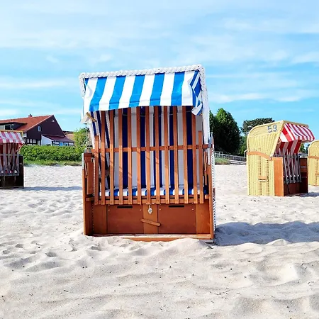 Strandnahe Moderne Mit Garten Scharbeutz